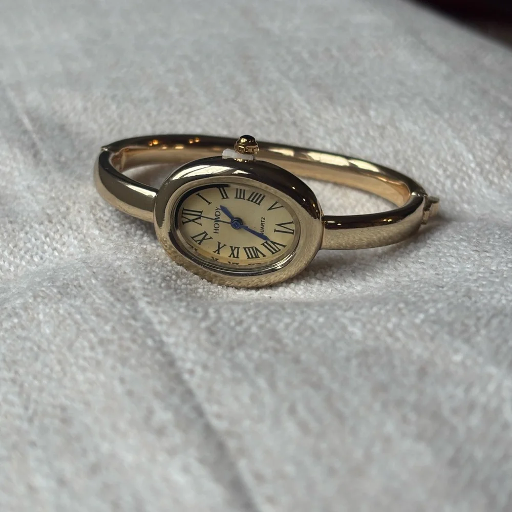 Retro Women's Watch Howdy - Picture 5 of 7